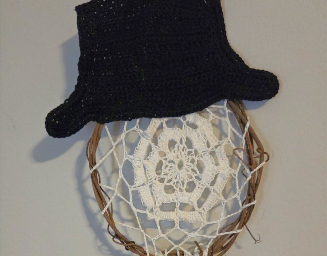 Country Cottage Winter Snowman Wall Hanging